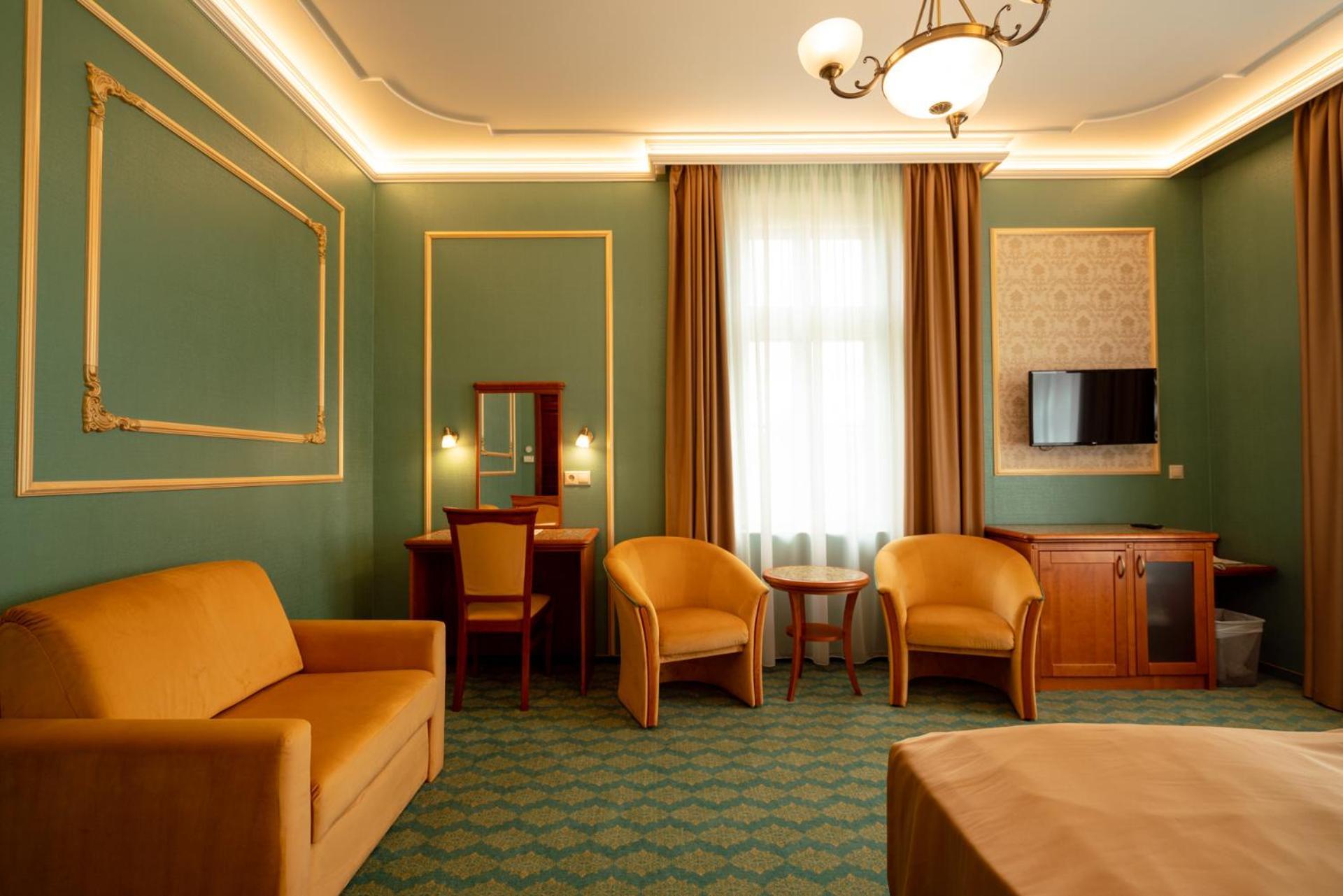 Elizabeth Hotel Gyula Esterno foto